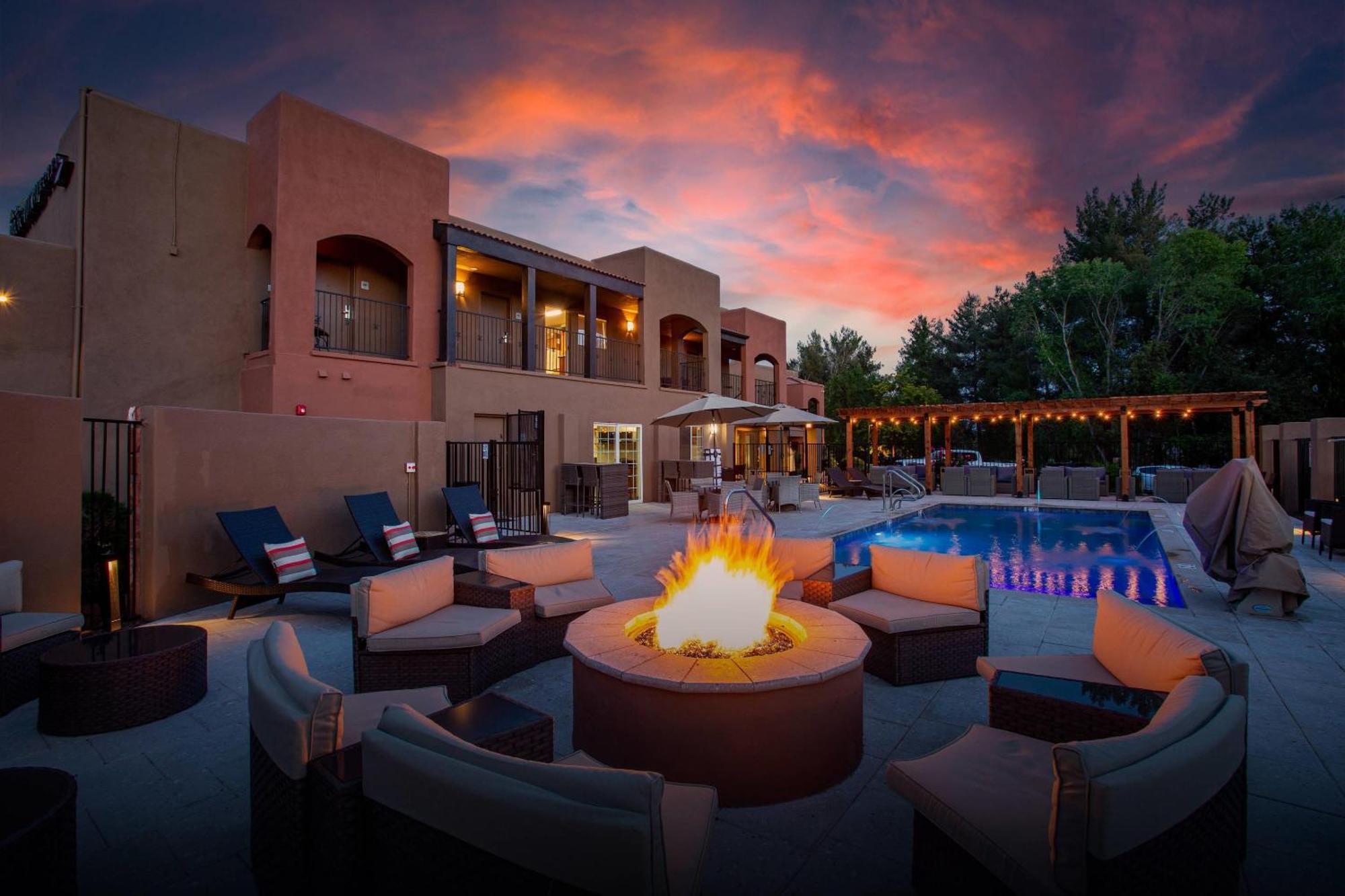 Arroyo Pinion Hotel, Ascend Collection Hotel 3*